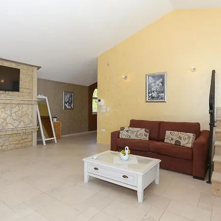 Hacienda Grof *