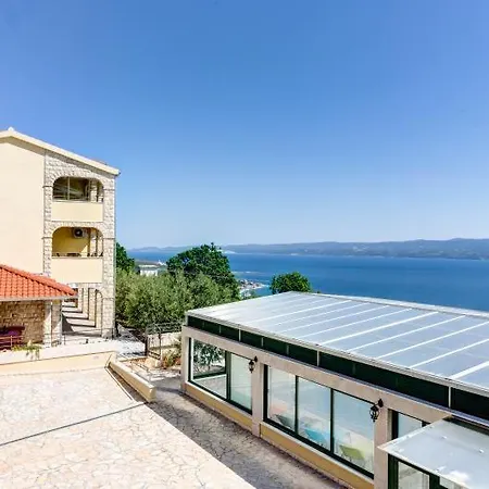 Hacienda Grof Jesenice (Split-Dalmatia)