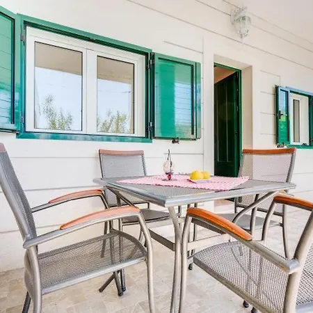 Hacienda Grof Villa *