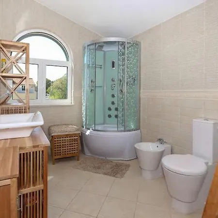 Hacienda Grof Villa Jesenice (Split-Dalmatia)