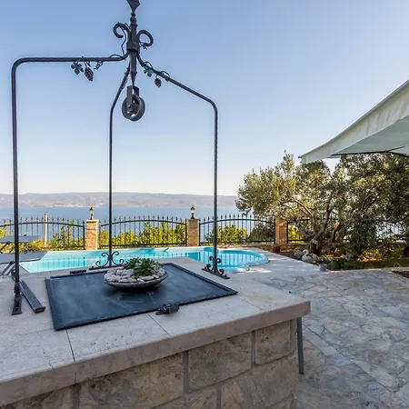 Hacienda Grof Villa *